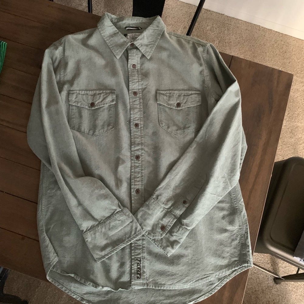 Ezekiel button up long sleeve shirt